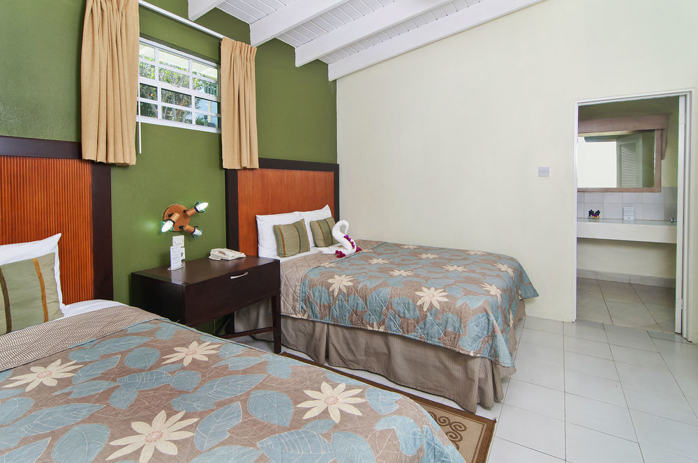Blue Horizons Garden Resort St. George's Exterior foto